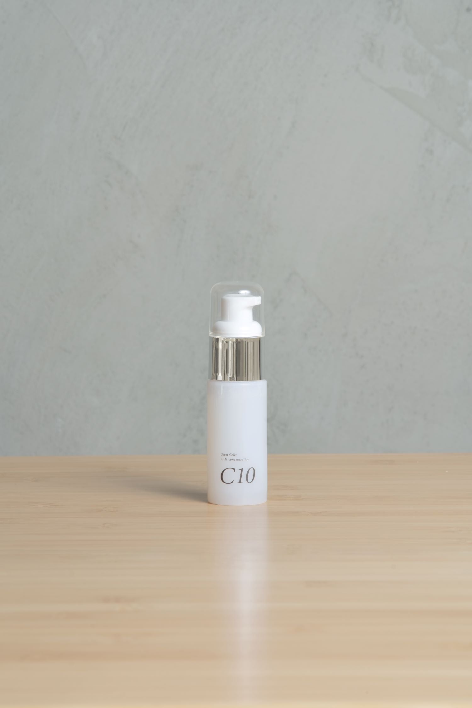 ヒト幹細胞美容液 C10 30ml